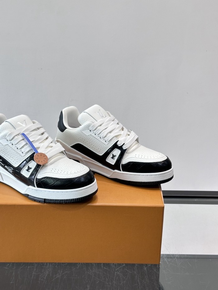 LV TRAINER Shoes sneaker FZXZ298