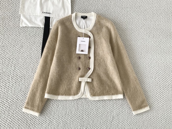 Chanel Cardigan FZMY826