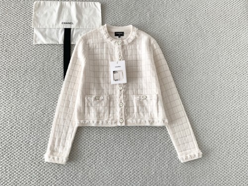 Chanel 26P Wool Cardigan FZMY830