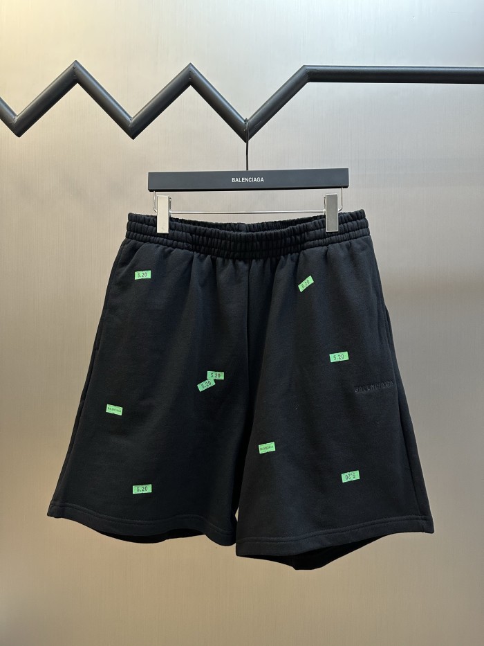 BALENCIAGA 520 STICKERS Shorts FZKZ1836