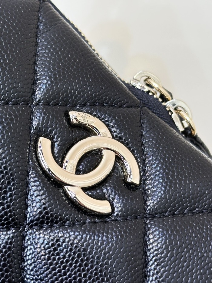 Chanel 24P Hobo Bag FZBB214
