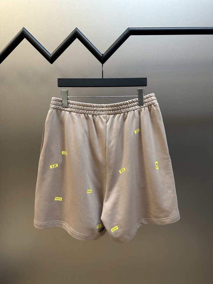 BALENCIAGA 520 STICKERS Shorts FZKZ1840