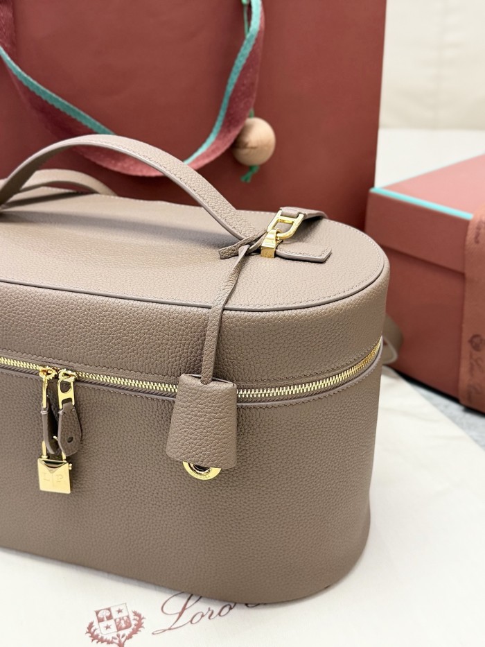 Loro Piana Extra Vanity Case L30 Handbag FZBB225