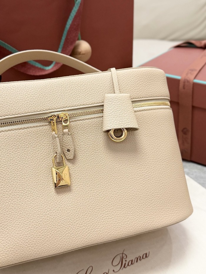 Loro Piana Extra Vanity Case L30 Handbag FZBB225