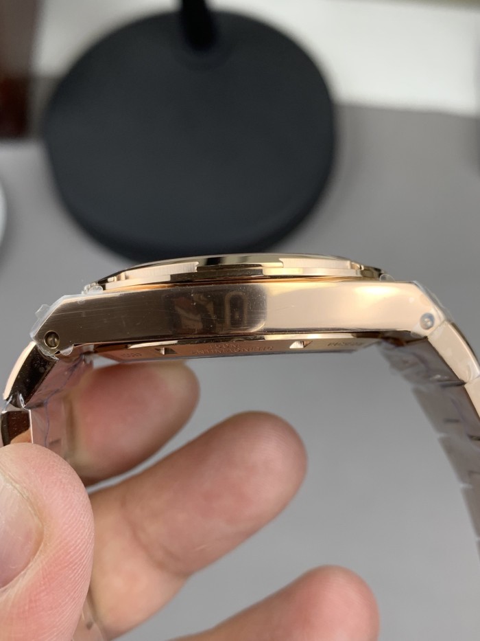 Vacheron Constantin OVERSEAS 4500V Watch FZSB030