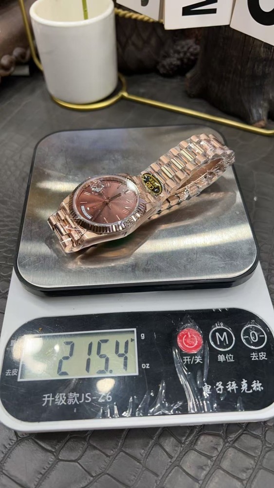ROLEX OysterPerpetual Day-Date 40MM Watch FZSB036