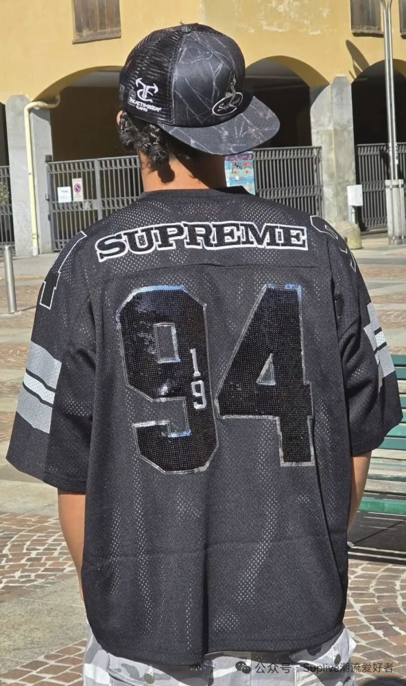 SUPREME SEQUIN FOOTBALL JERSEY FZTX6051