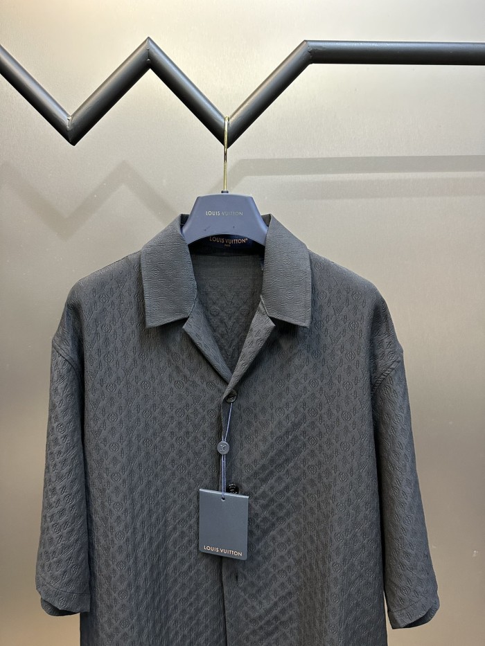 LV MINI MONOGRAM Shirts FZCS639