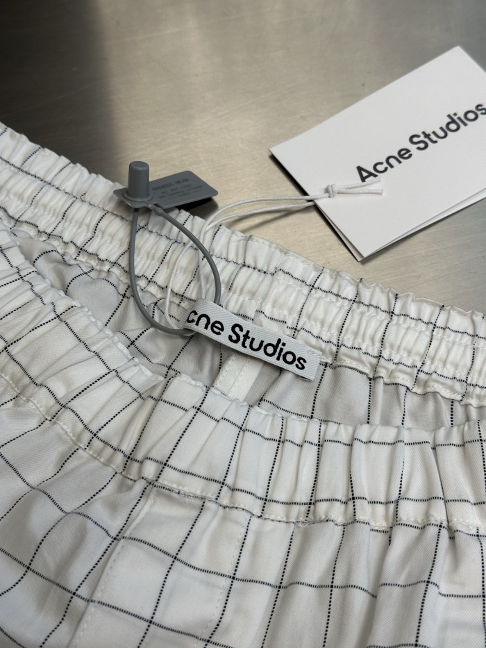 Acne studios Shorts FZKZ1871
