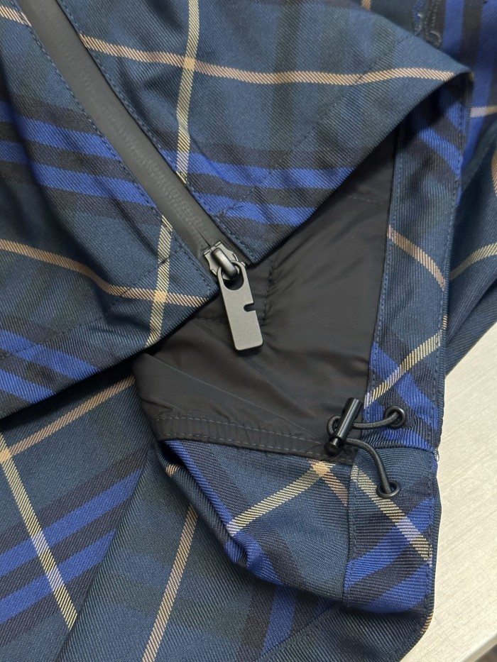 Burberry Check Jacket FZJK2481