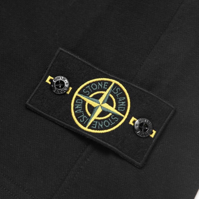 STONE ISLAND SHORTS FZKZ1880