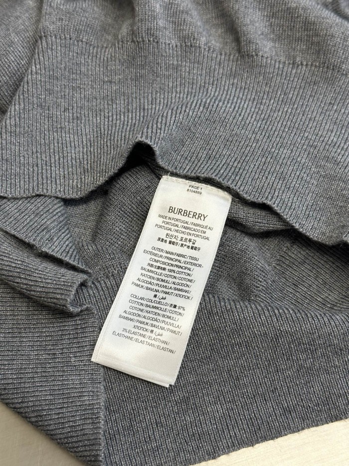 Burberry Cashmere Top FZTX6140