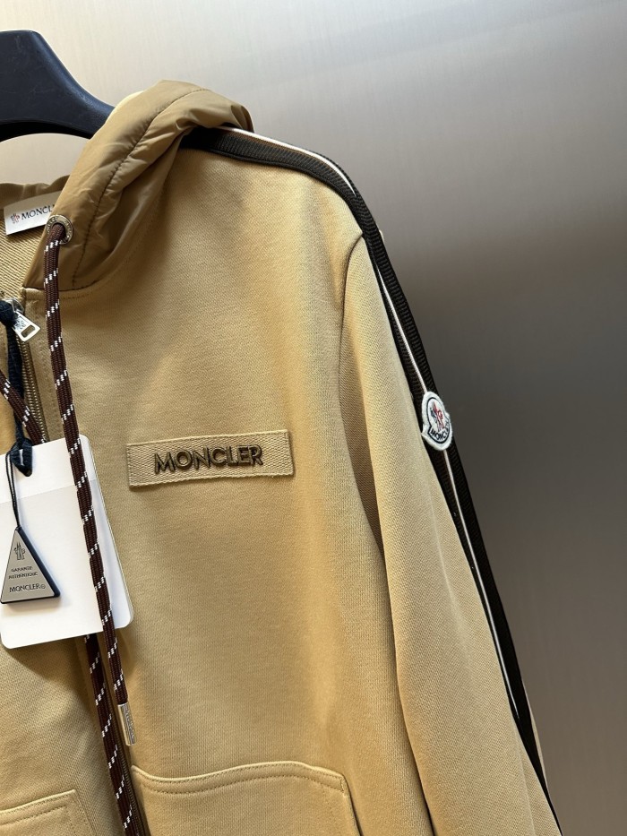 Moncler Zip Hoodie FZJK2483