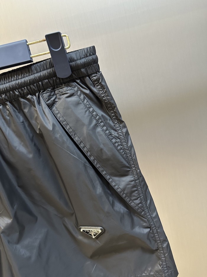 Prada Shorts FZKZ1902