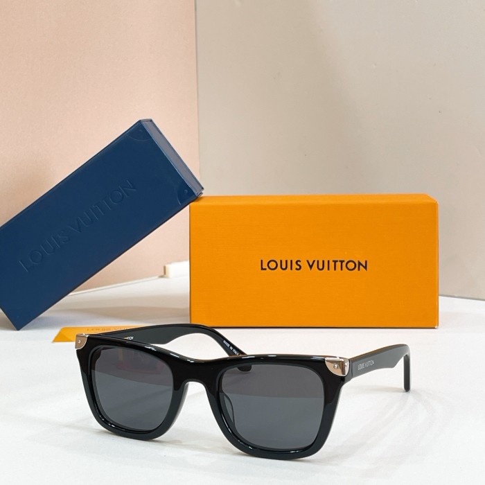 LV Z3158U Sunglasses FZMJ426