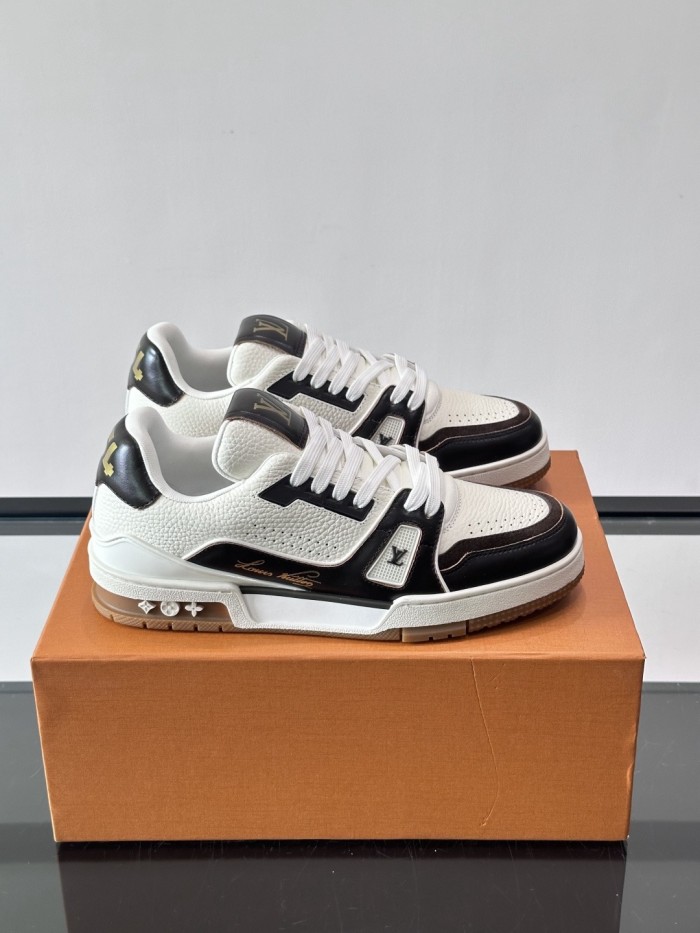 LV TRAINER Shoes sneaker FZXZ318