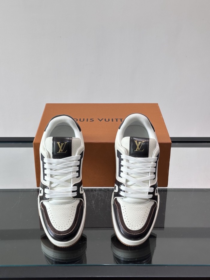 LV TRAINER Shoes sneaker FZXZ318