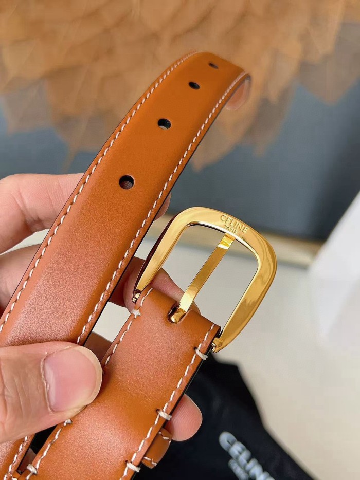 CELINE VIVIENNE TAURILLON 2.5CM BELT FZYD258