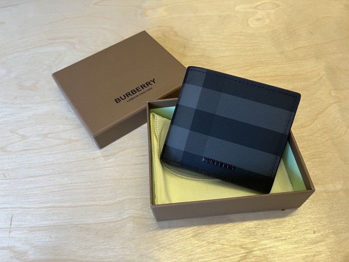 Burberry Check Bifold Wallet FZBB233