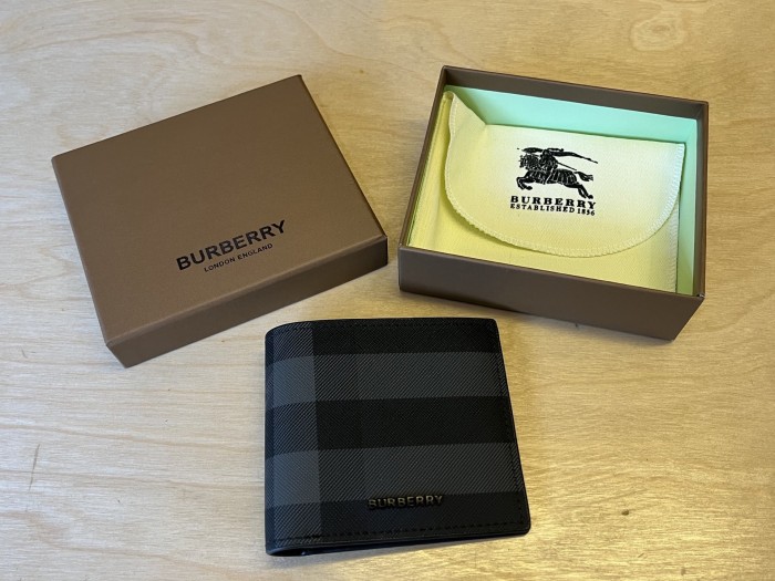 Burberry Check Bifold Wallet FZBB233