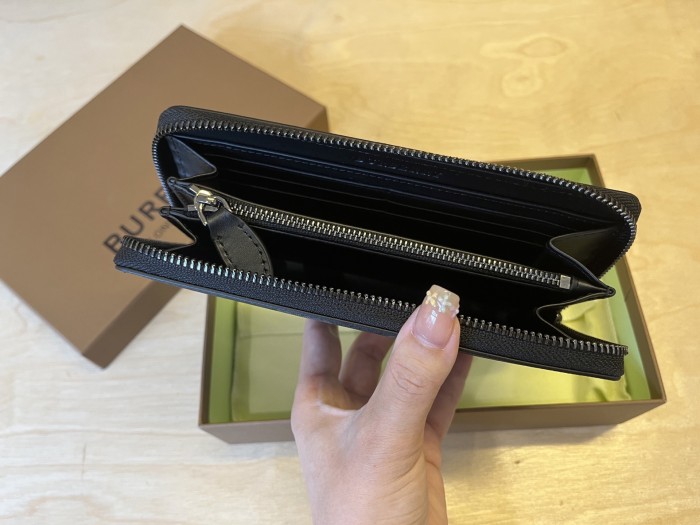 Burberry Large Check Zip Wallet FZBB234