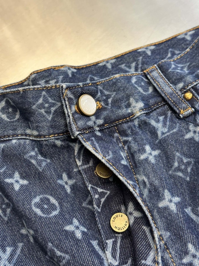 LV MONOGRAM Jeans FZKZ1914