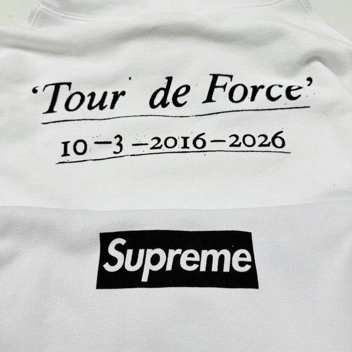 Supreme 26SS Paris 10th Anniversary Box Logo Hooded Sweatshirt FZWY2062