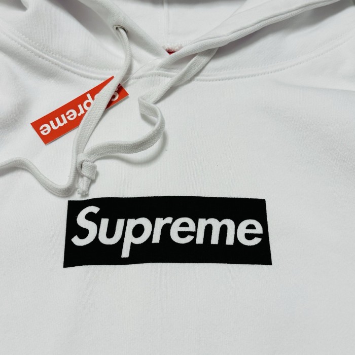 Supreme 26SS Paris 10th Anniversary Box Logo Hooded Sweatshirt FZWY2062