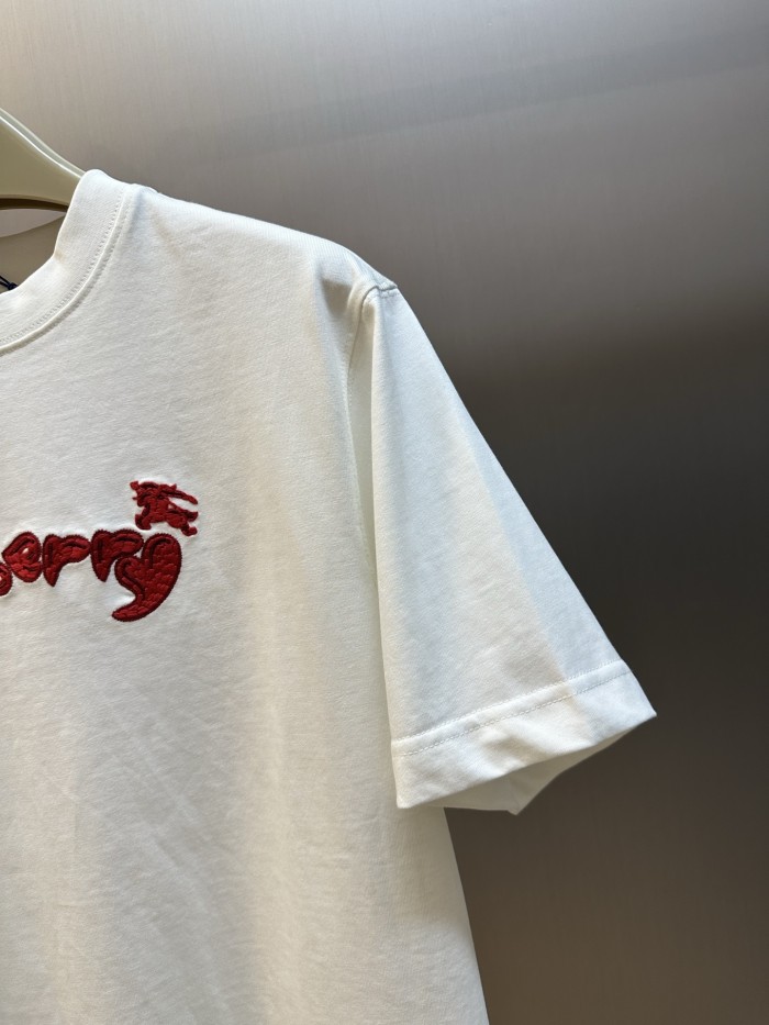 Burberry T-shirt FZTX6322
