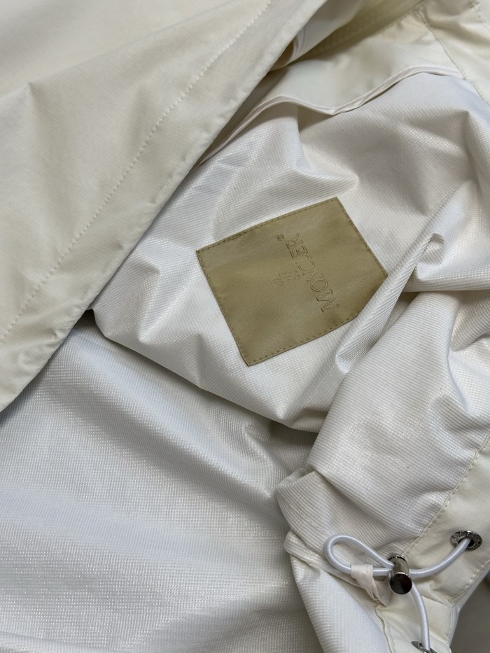 Moncler Jacket FZJK2489