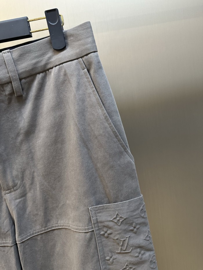 LV Monogram cargo pants FZKZ1944