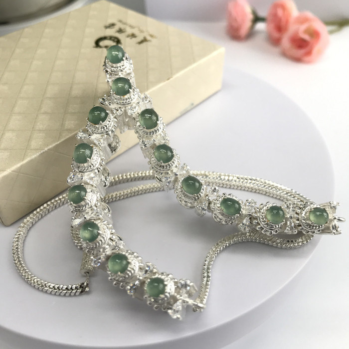Myanmar emerald ring face (14 piece)