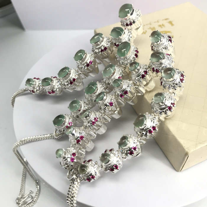 Myanmar emerald ring face (26 piece)