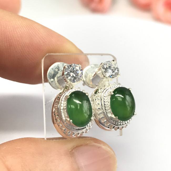 Myanmar emerald ring face (2 piece)