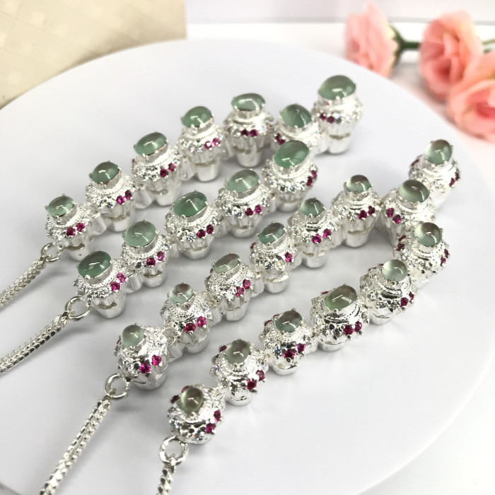 Myanmar emerald ring face (26 piece)