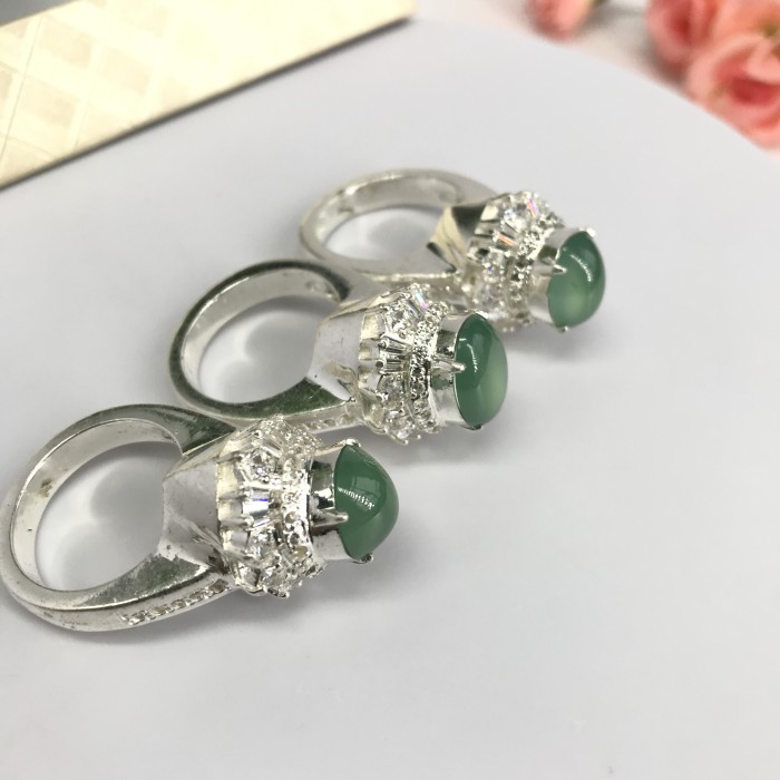 Myanmar emerald ring face (3 piece)
