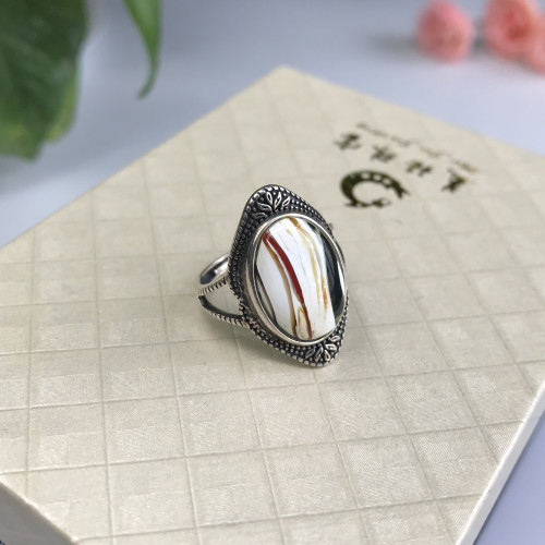 Amber face ring