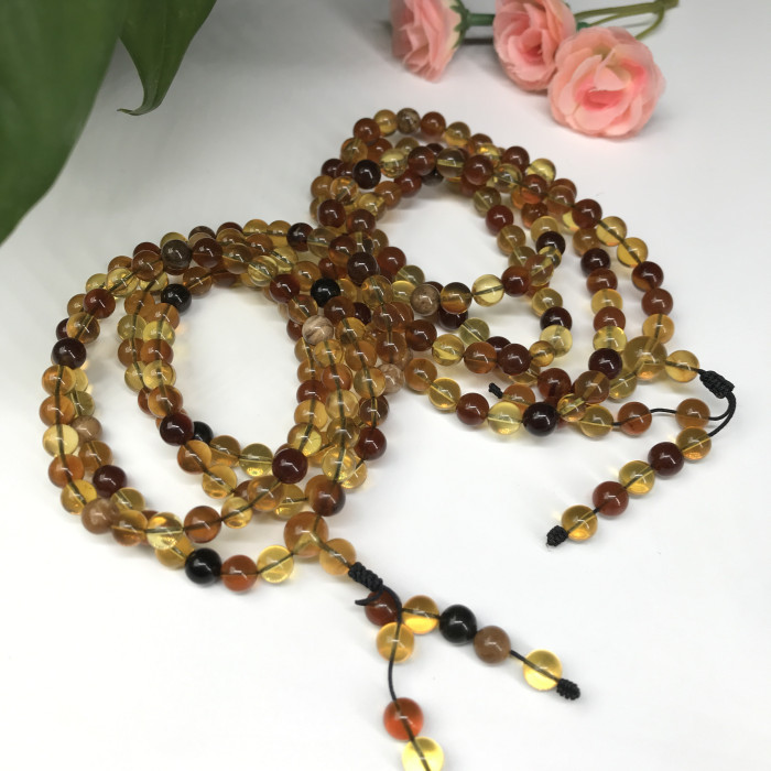 Amber jewel string