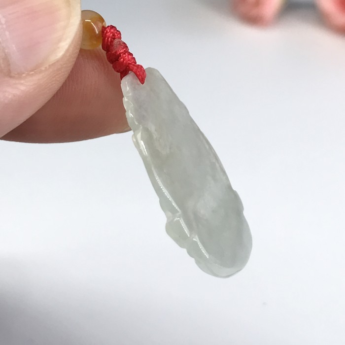 Jade pendant (dog)