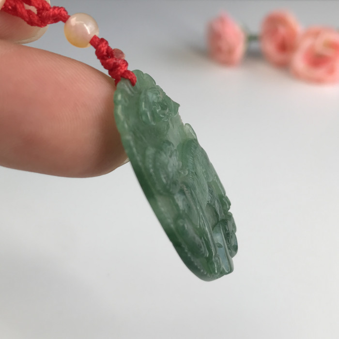 Jade pendant (sheep)