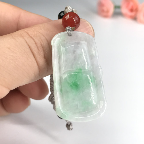 Jade pendant (rising)