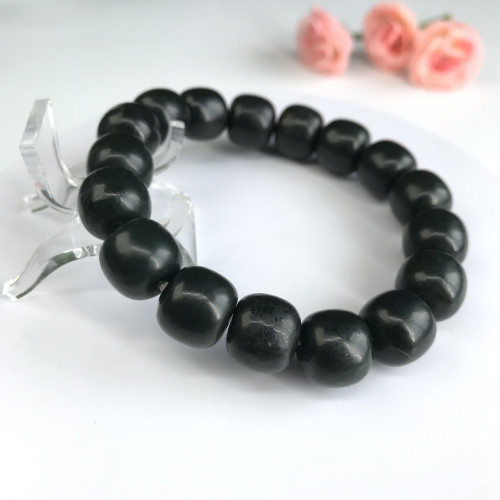 Hotan jade beads string