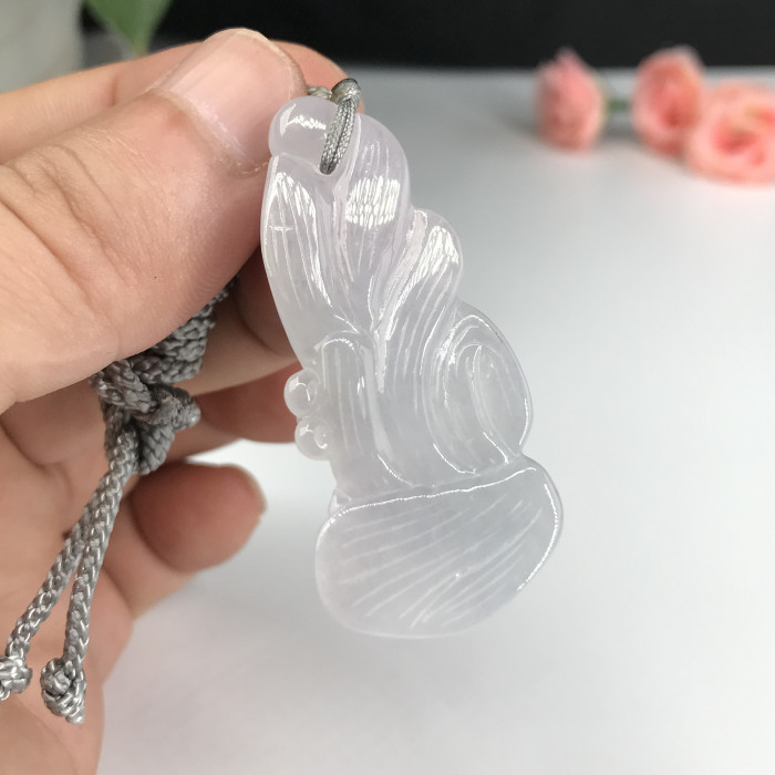 Jade pendant (Nine Tailed Fox)