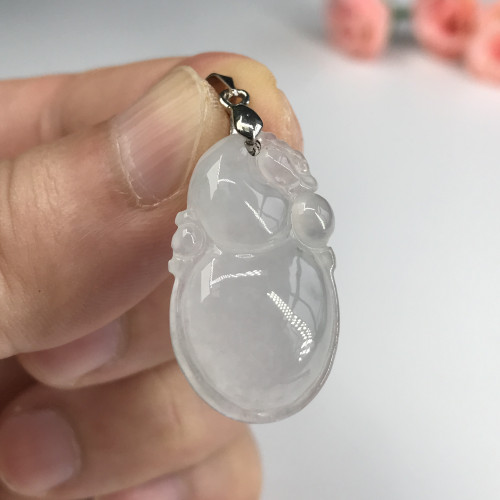 Jade gourd Pendant