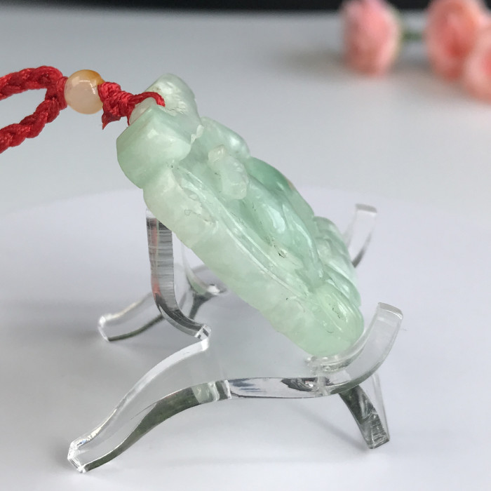 Jade pendant (horse)