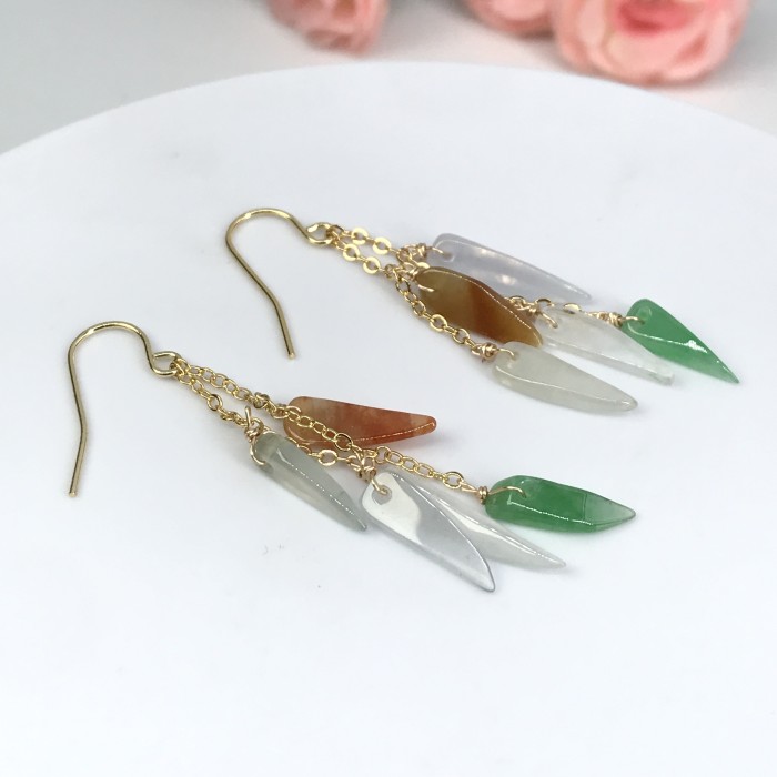Emerald earhook