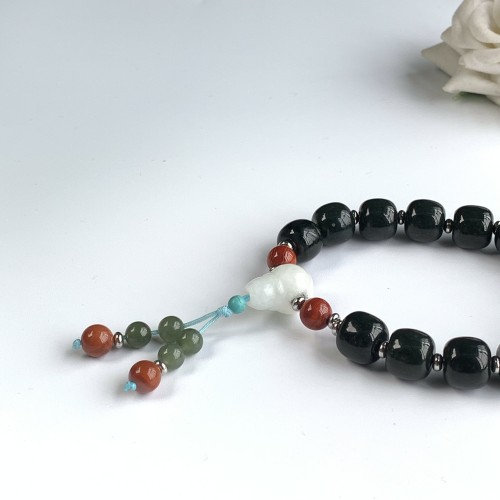 Hotan jade hand string