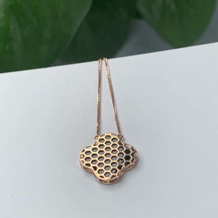 ink green necklace