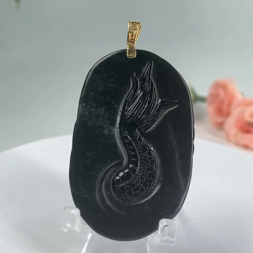 Black jade dragon