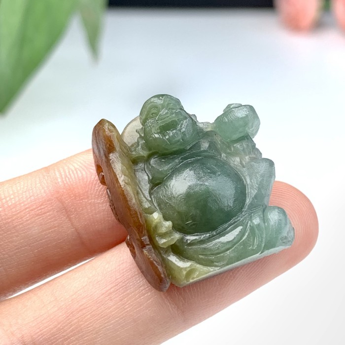 Emerald standing Buddha